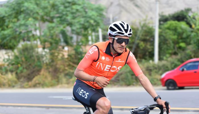 Richard-Carapaz-Ineos-Movistar-ciclismo
