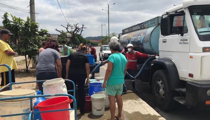 sin agua en Los Vergeles