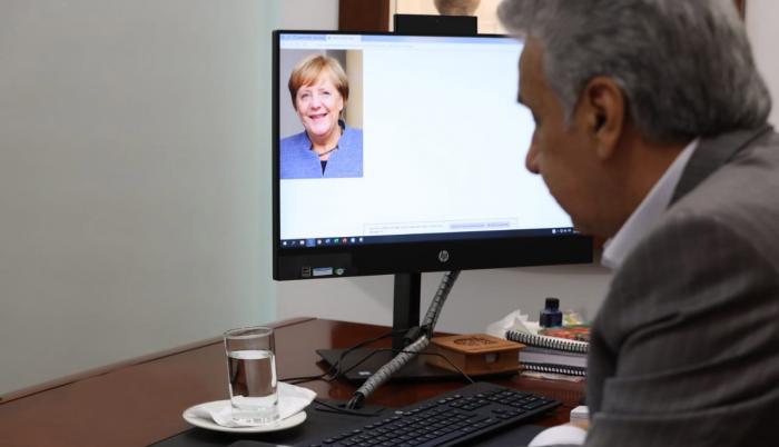 moreno-merkel-twitter