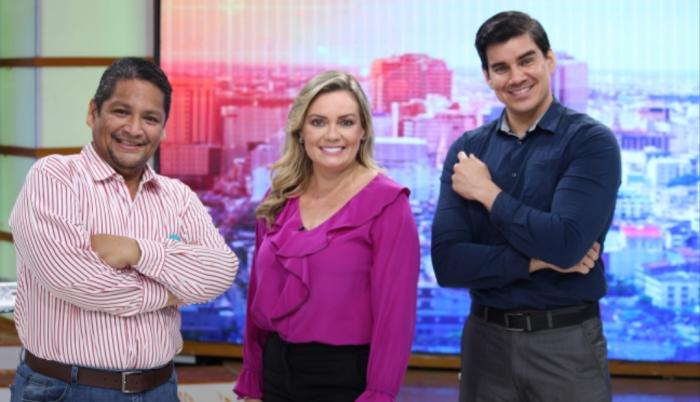 Carlos Julio Gurumendi, Úrsula Strenge e Isaac Delgado.