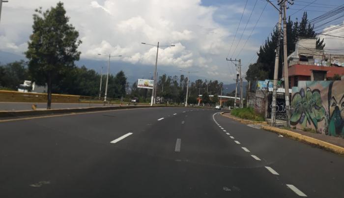 Tráfico vehicular a Quito