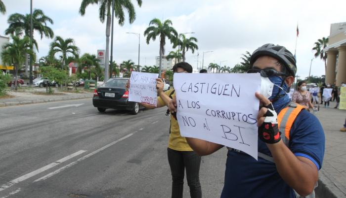 Educación-Protestas-Bachillerato Internacional