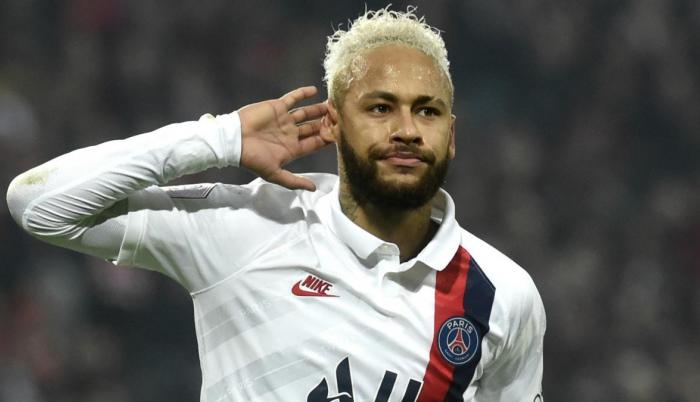 Neymar-mamá-novio-bisexual