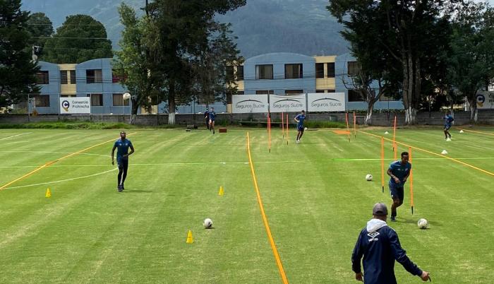 Universidad+Católica+Entrenamiento+Armenia