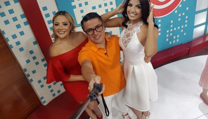 Cinthya Naveda con Mauricio Altamirano en RTS.