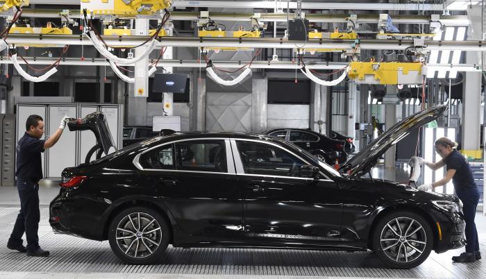 bmw-carros-empleos