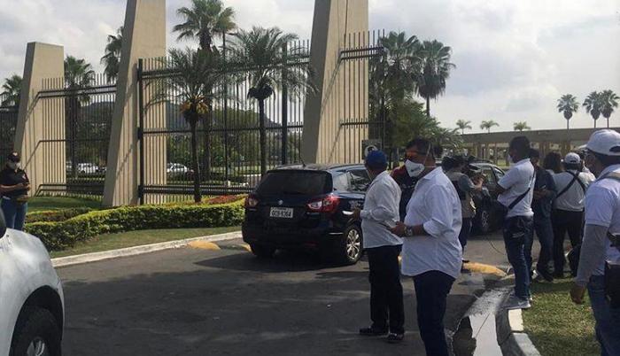 Simpatizantes y amigos