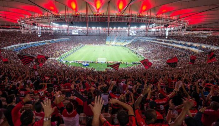 hinchas-estadios-brasil-partido