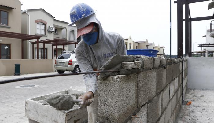 construcción+recuperación+pandemia