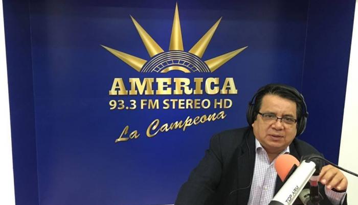William Ludeña.
