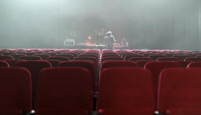 Coronavirus_Tokio_Teatro Molière