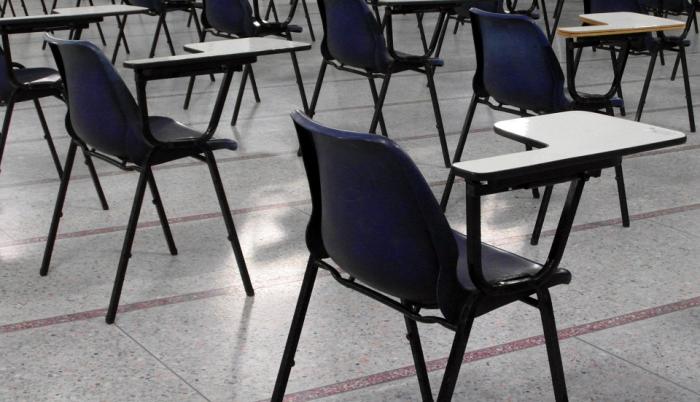 La Senescyt informó que las personas que cumplan con los requisitos podrán inscribirse para dar el examen Ser Bachiller.