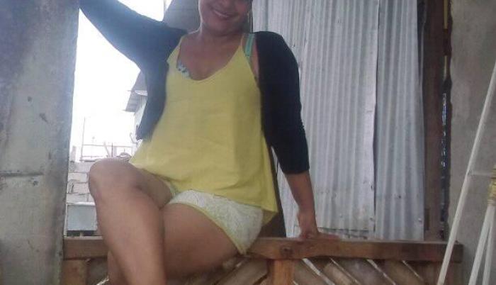 La mujer agredida se encuentra recuperándose en Guayaquil. La barriada piensa hacer bingo solidario.
