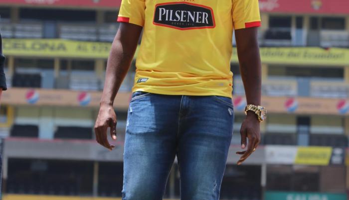 Sin haber debutado si quiera con la camiseta del Ídolo del Astillero, Jhon Cifuentes se ausentó en los entrenamientos del club a las órdenes del entrenador Tabaré Silva