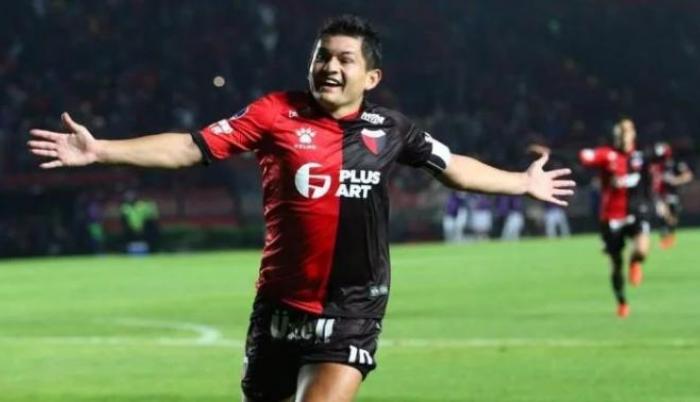 El equipo argentino no utilizará al experimentado delantero Luis Rodríguez en la Superliga local y lo reserva para la disputa del título de la Copa Sudamericana ante los rayados.