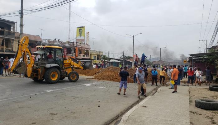 Los agricultores, que protestan por las medidas económicas del presidente Lenín Moreno, sobre todo por la eliminación del subsidio a las gasolinas diesel y extra.