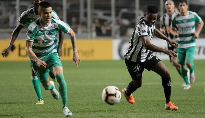 Luego de esta caída, el elenco donde milita el exjugador de Barcelona, se ubica en la décimoprimera casilla del Brasileirao.