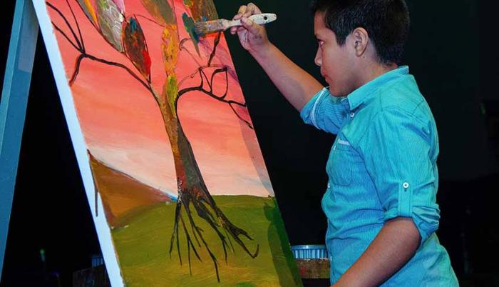 El proyecto tuvo la cooperación de la Fundación Sociedad Femenina de Cultura y el Municipio de Guayaquil, a través de la DASE.