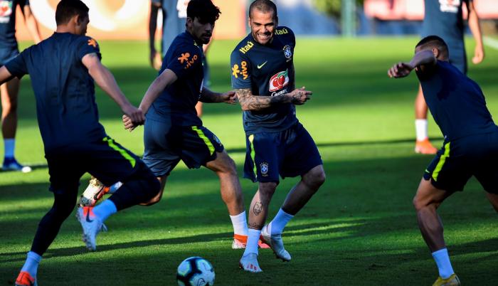 Los jugadores del equipo nacional de fútbol de Brasil durante la práctica este lunes 1 de julio de 2019 en el centro de entrenamiento del Atletico Mineiro.