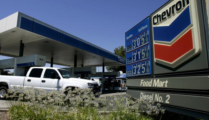 Estación de servicio o gasolinera de la petrolera estadounidense Chevron