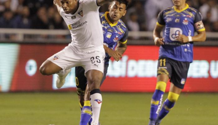Referencial. Cinco equipos ecuatorianos están clasificados para participar en el torneo continental.