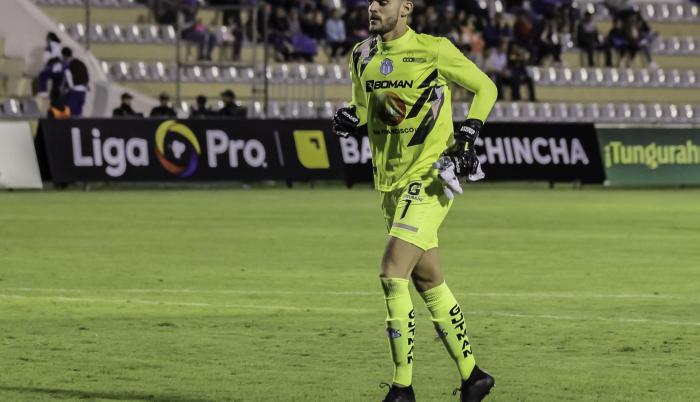 El golero argentino, Javier Burrai, confirmó que existe un interés por parte de la directiva canaria, para contar con sus servicios el próximo año.