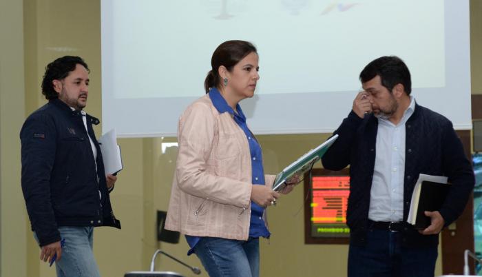 Los funcionarios deberán informar las acciones concretas que el Gobierno ha implementado frente a las denuncias de filtración de información.