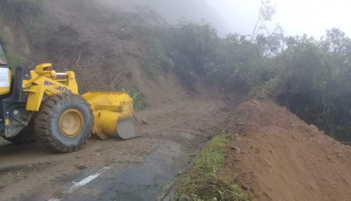 Son aproximadamente 500 m3 de material que se retira de la calzada.