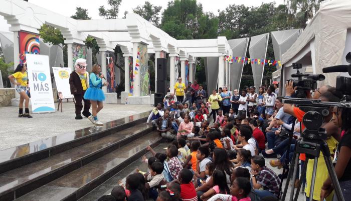 El lanzamiento de la campaña se realizó con un show artístico en la Plaza Guayarte.
