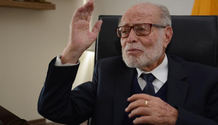 Julio César Trujillo, presidente del Consejo de Participación transitorio, durante una entrevista en su despacho.