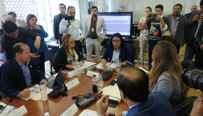 Imágenes de la sesión de la Comisión de los Trabajadores.