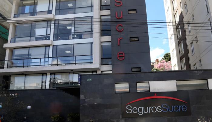 Seguros Sucre competía en la licitación con Seguros La Unión.