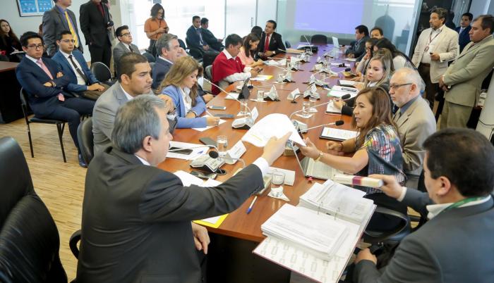 Referencial. Sesión de la Comisión de Régimen Económico.