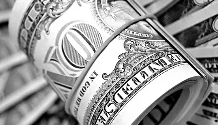 Moneda fuerte: economía débil
