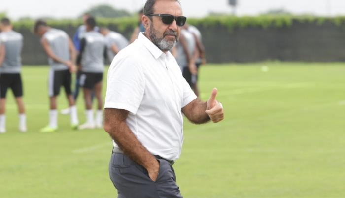 Imagen de archivo. Nassib Neme se refirió al contrato con Rescalvo, su cláusula y habló del desconocimiento del tema.