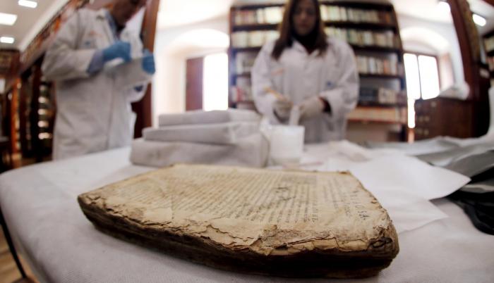 Obras. Los libros que se encuentran en el sitio datan desde antes de la conquista española.