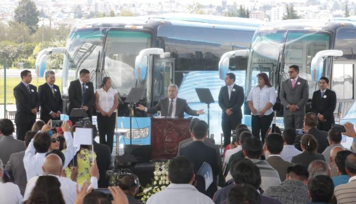 El presidente Lenín Moreno anuncia afiliación al IESS de transportitas.