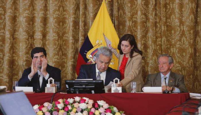 Según Jarrín, dentro del estado de excepción está restringido el derecho a la reunión y actividades que distorsiones la paz social.