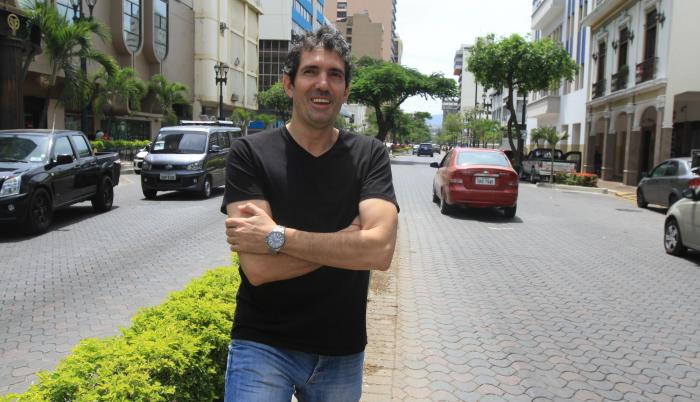 Bona estuvo entre los 50 finalistas al Mejor Profesor del mundo para el premio Global Teacher Prize.