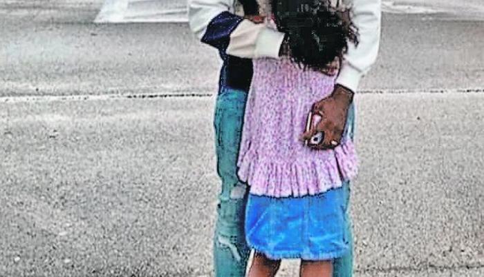 El futbolista se reencontró con su hija este 31 de octubre.
