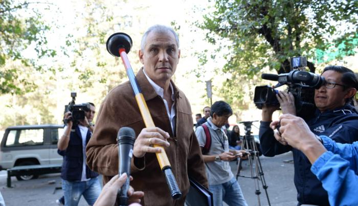 Fabricio Correa, a su llegada a la Fiscalía, la mañana de este 7 de junio.
