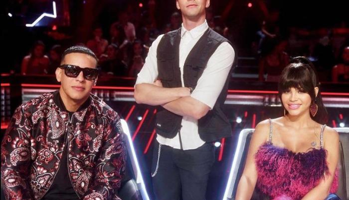 Johann Vera junto a Daddy Yankee y Natti Natasha