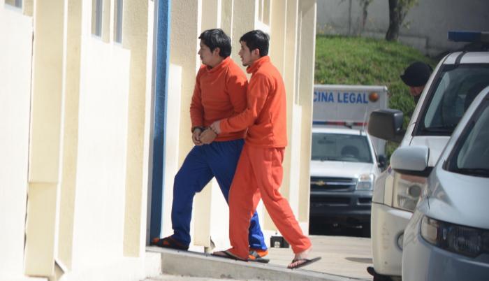 Detenidos caso Martha, en medicina legal de Quito, el pasado 13 de febrero.