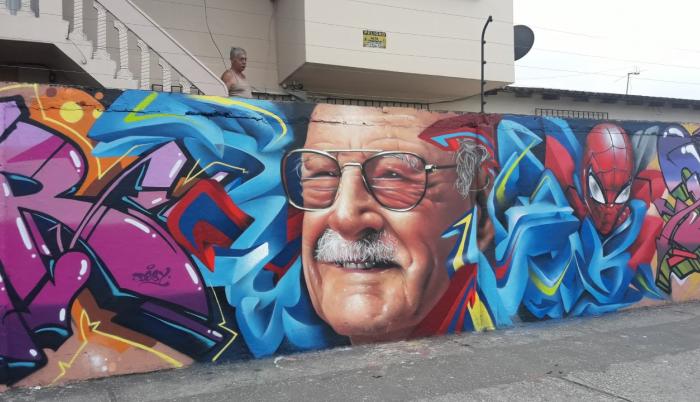 Spider Man Y Stan Lee Estan En Los Murales De Guayaquil   5f105717c3023 