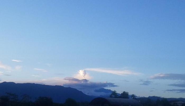 Las emisiones son producto de la actividad eruptiva del volcán Sangay.