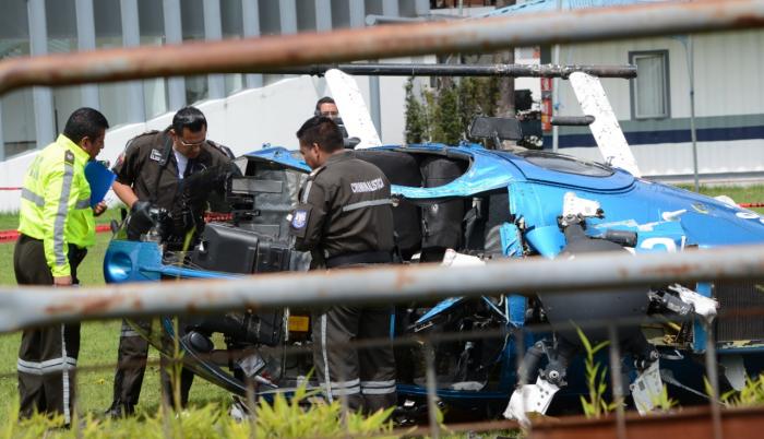 Helicóptero de Aeropolicial se accidentó en el hangar situado en el parque Bicentenario de Quito con 4 tripulantes, entre ellos el general de Policía Enrique Espinoza de los Monteros.