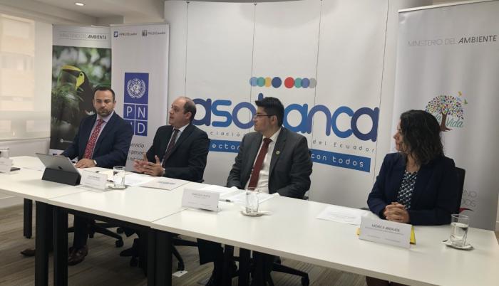 La facilidad, con múltiples propósitos, financiará alrededor de 500 pequeñas y medianas empresas.