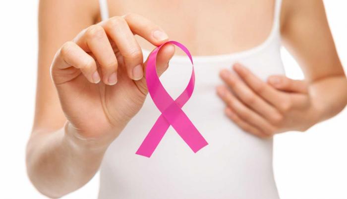 La autoexploración resulta la mejor manera de detectar el cáncer de mama en etapas tempranas.