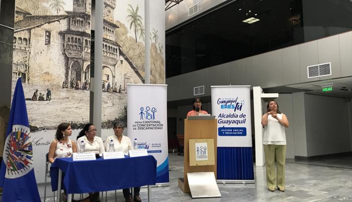 Rueda de prensa organizada por la Mesa Cantonal de Concertación de Discapacidad.