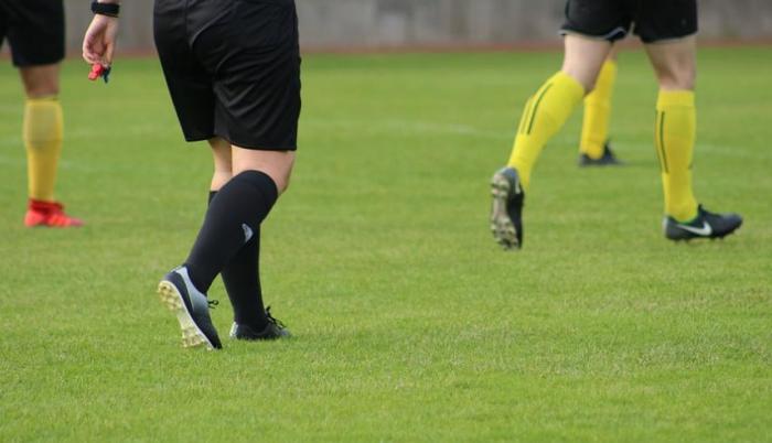 La actuación de los jueces en mención fue calificada como mala por parte de la Comisión de Arbitraje de la FEF. Fútbol